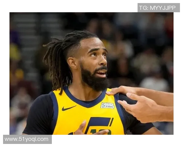 芬奇：康利能决定比赛节奏总能做出正确传球选择 打出了一贯水准